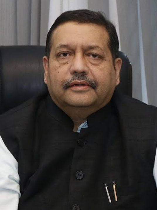 Mr Atul Kumar Saxena